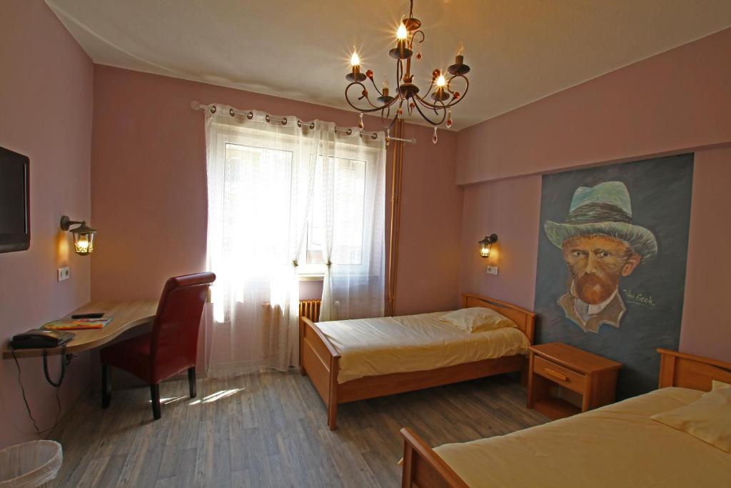 Hotel Champ Alsace Haguenau Oda fotoğraf